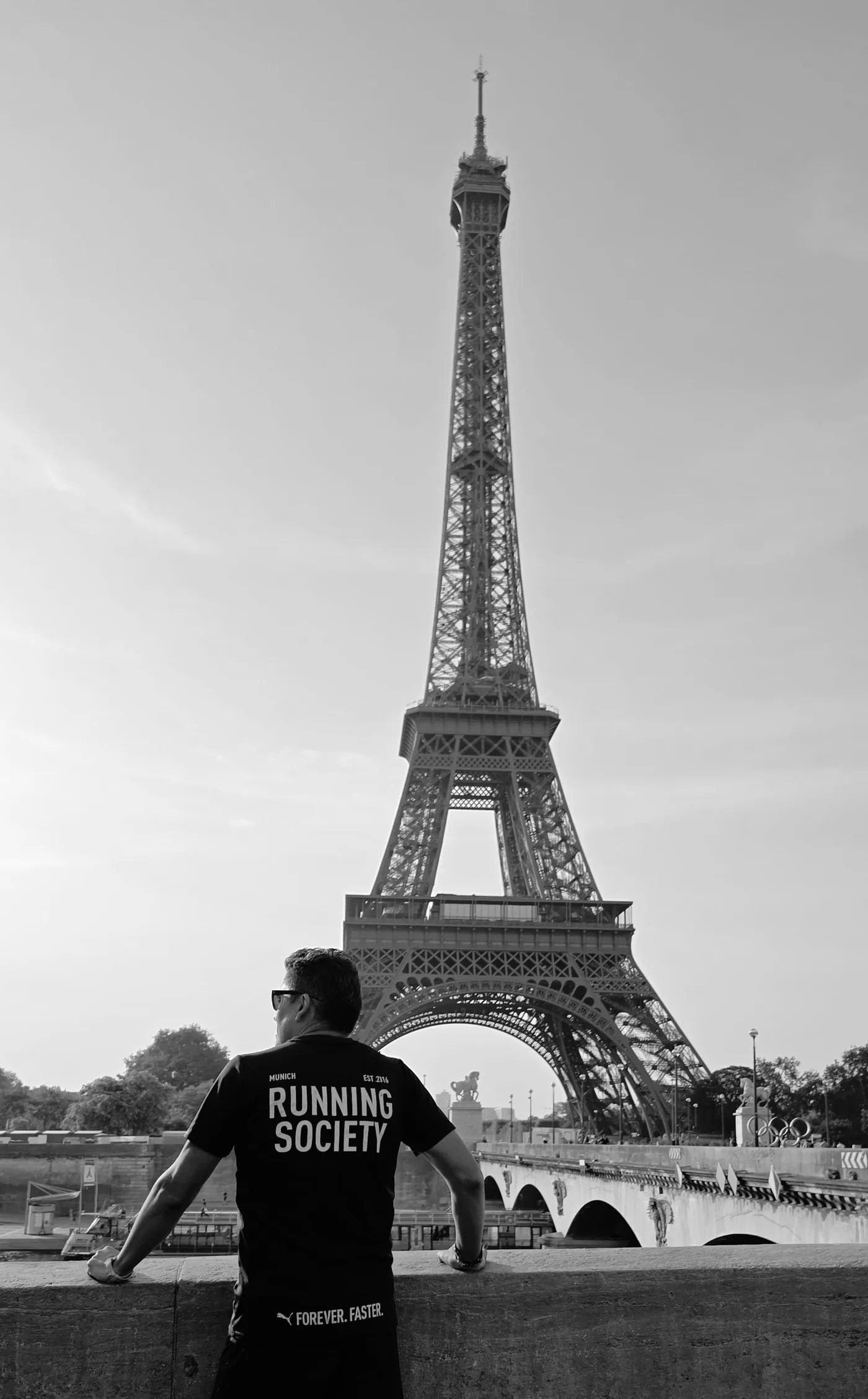 Leo von runningsociety beim Paris Marathon