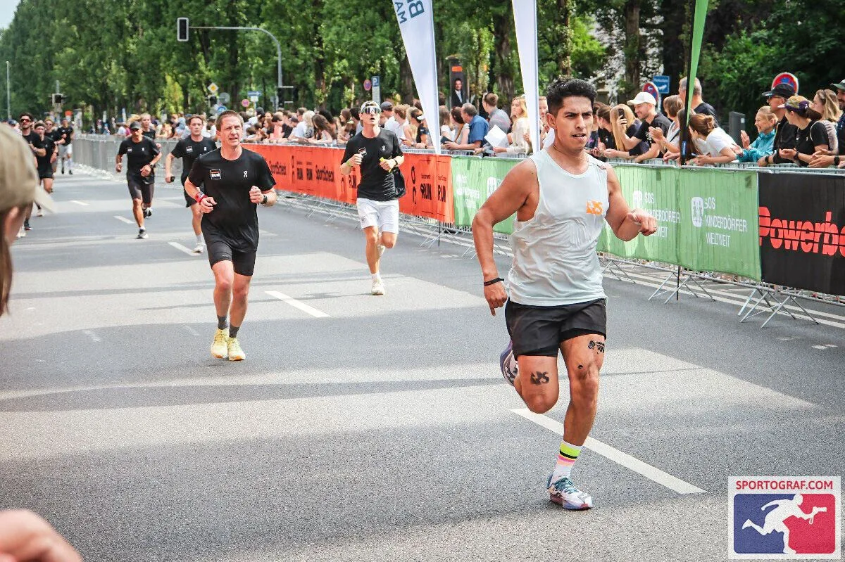 runningsociety — crew-gerardo-sprint